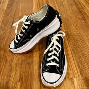 Run Star Hike Canvas Platform women size 8